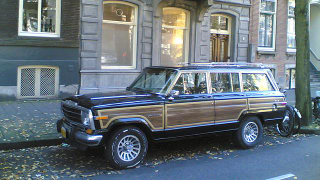 Illustration for article titled The Ten Best Ski-Trip Vehicles